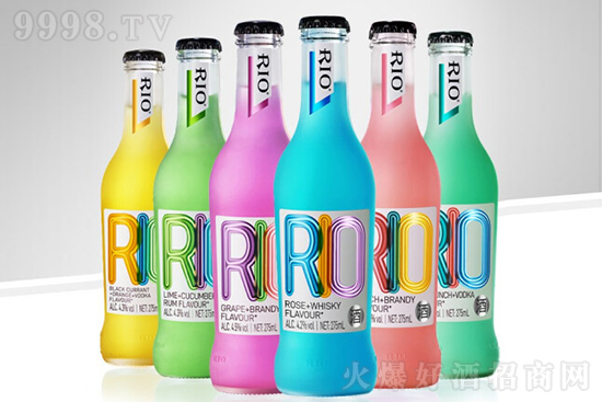 銳澳雞尾酒全家福系列經(jīng)典瓶裝4°275ml×6瓶,價(jià)格多少錢?   銳澳雞尾酒全家福系列經(jīng)典瓶裝4°275ml×6瓶,價(jià)格多少錢?