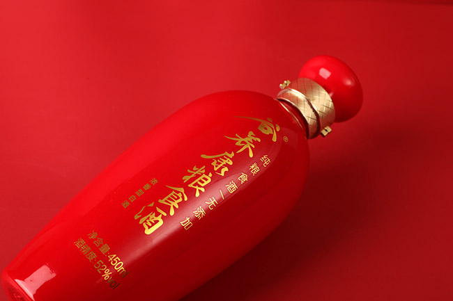 谷養(yǎng)康糧酒中國紅