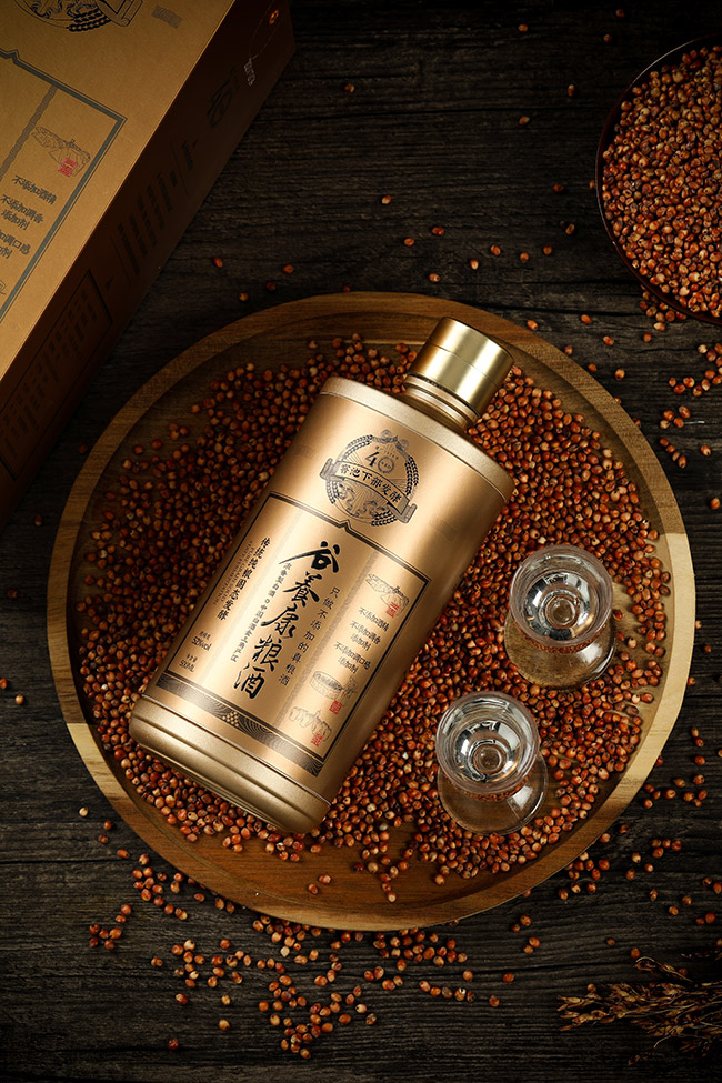 谷養(yǎng)康糧酒金窖齡