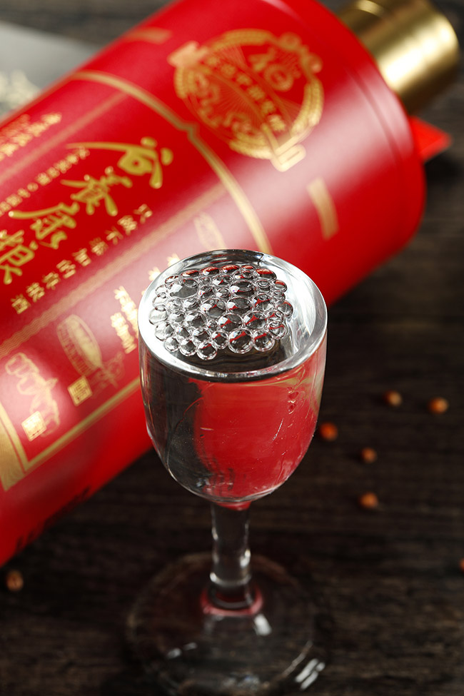 谷養康糧酒紅窖齡