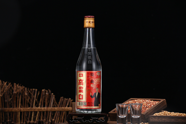 陽(yáng)禾高粱白特曲酒【42度500ml】